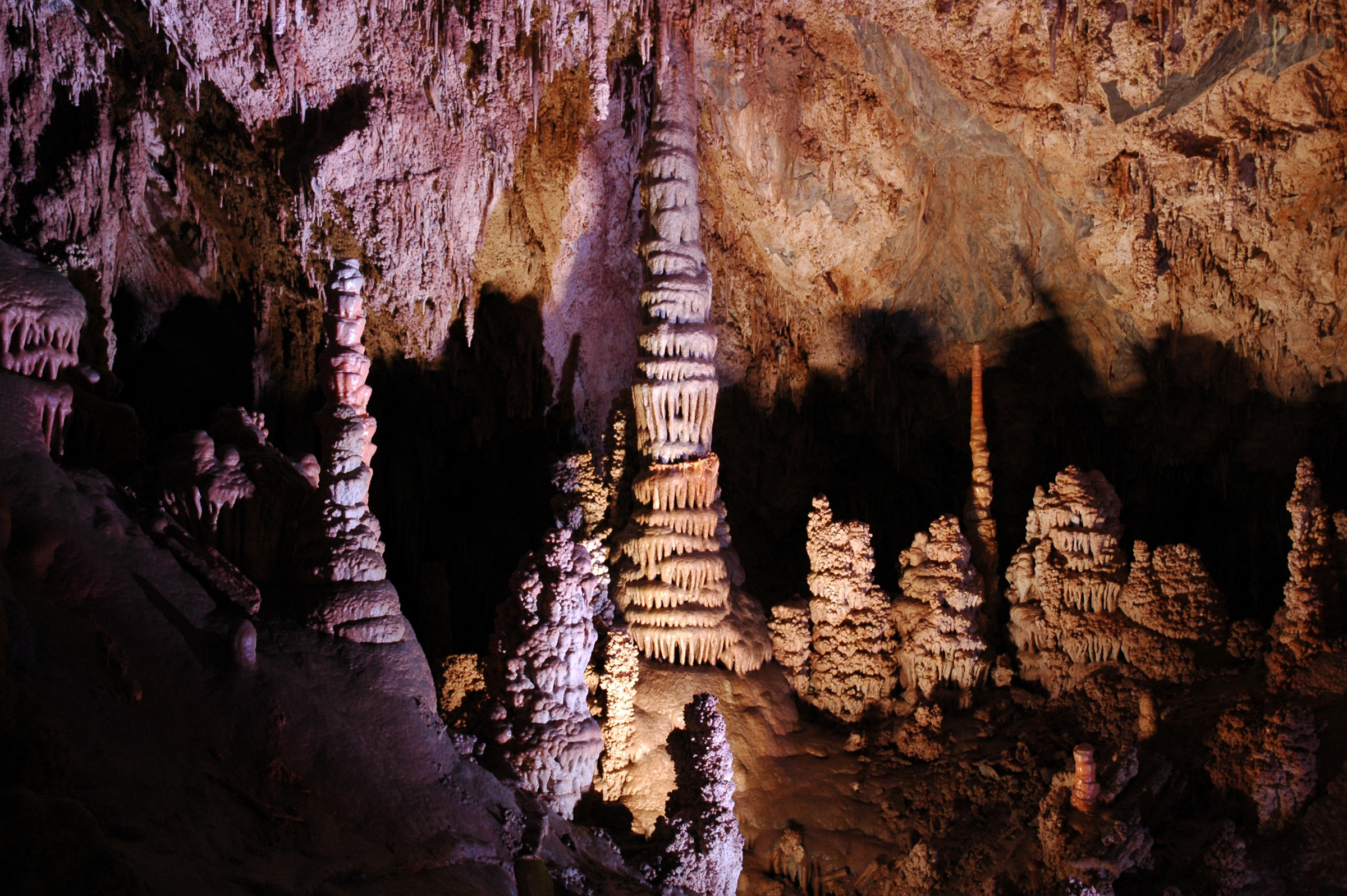 Lewis and Clark Caverns State Park, Montana