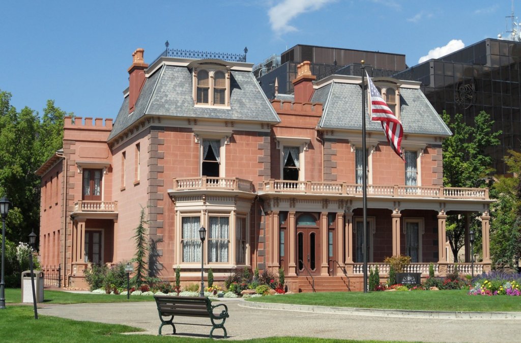 Deveraux Mansion, Utah
