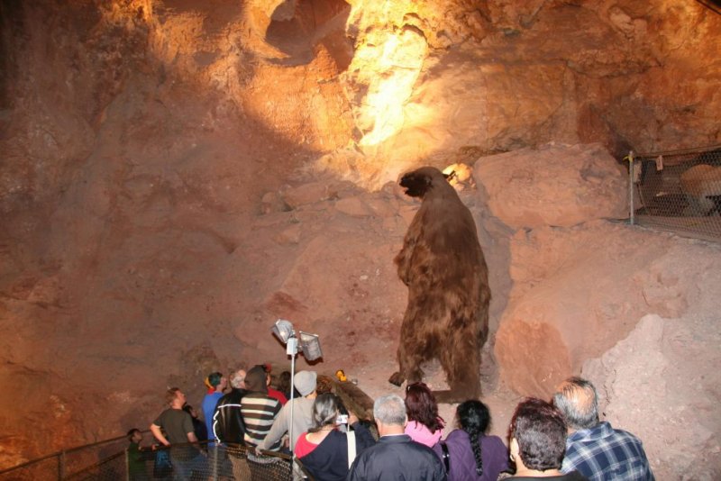 Sloth Mummy Caves in Arizona