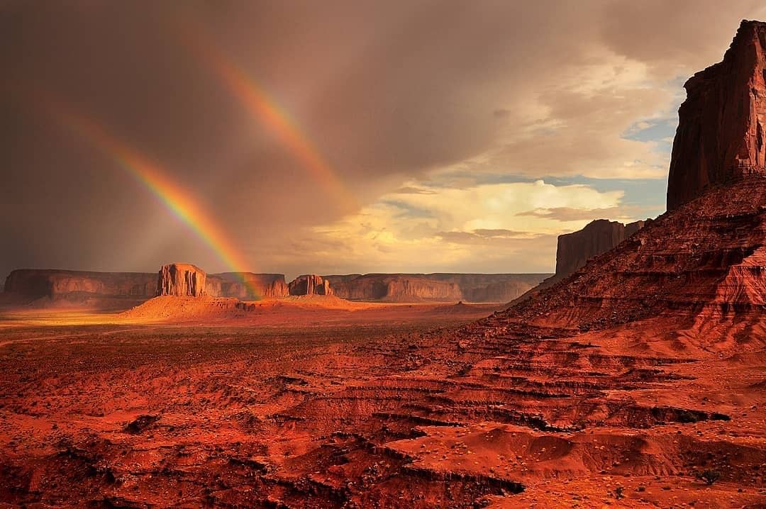 Monument Valley rainbow 