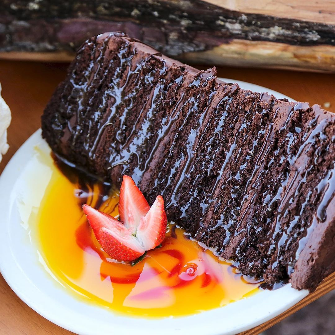 9-layer chocolate cake dessert