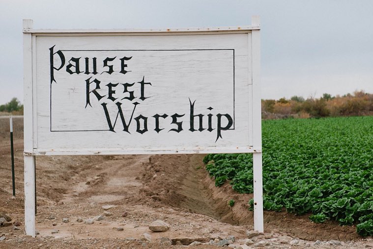 Pause Rest Worship Sign