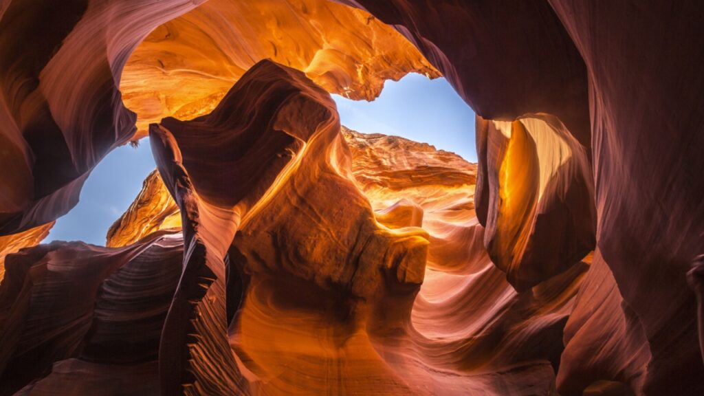 Looking up in slot canyon/Fire to the Sky/Antelope Canyon, Arizona.