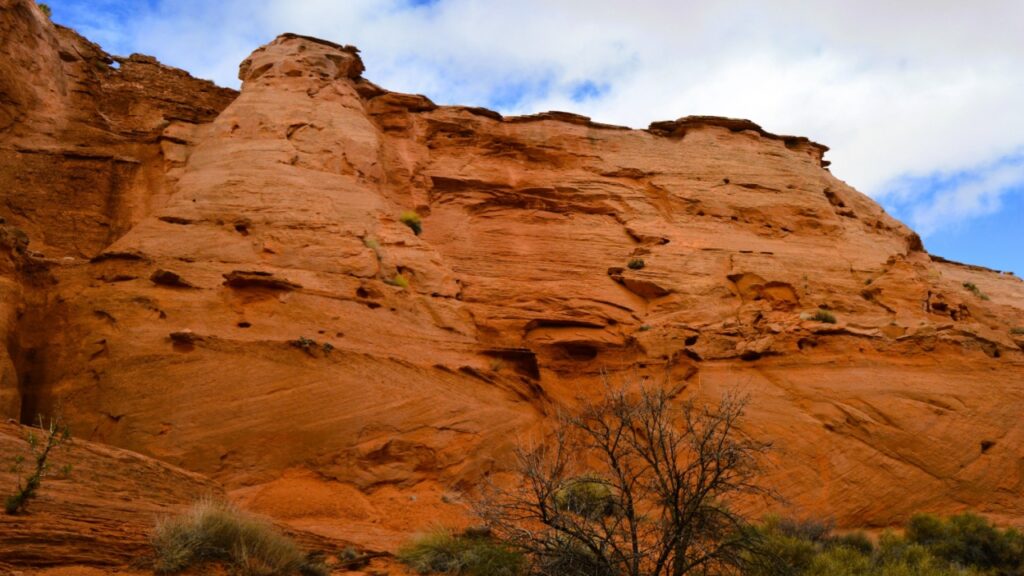 Ligai Si' Anii Canyon sightseeing.