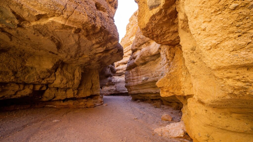 Beautiful landscape along the famous White Owl Canyon trail at Lake Mead, Nevada.