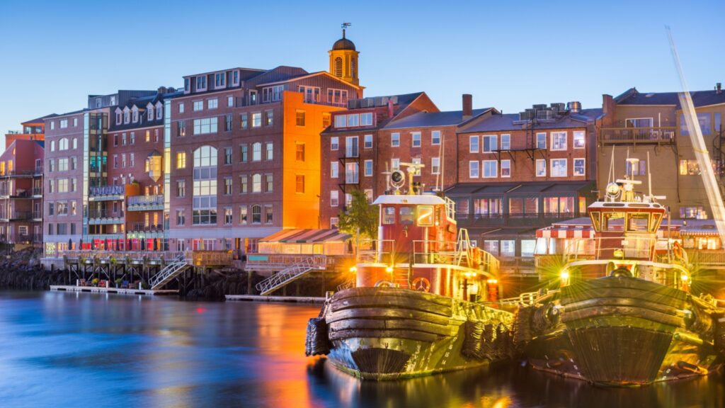 Portsmouth, New Hampshire, USA town cityscape on the River at twilight.